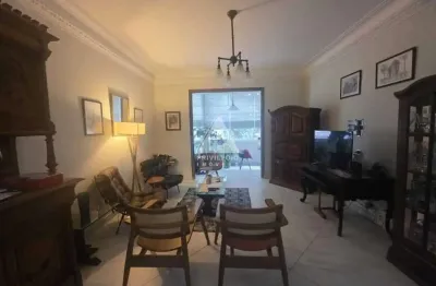 Apartamento 3 quartos reformado em copacabana perto do metro