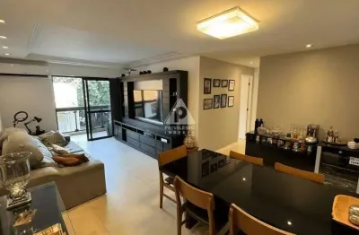 Apartamento reformado, 3 quartos, 2 vagas, em rua nobre do leblon!