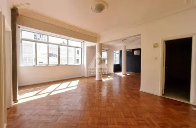 Apto 3 quartos, 1 suíte, 1 varanda, 1 vaga, 155m² em copacabana