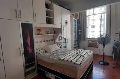 Excelente conjugado reformado na figueiredo magalhães