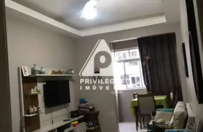 Apartamento à venda, 2 quartos, copacabana - rio de janeiro/rj