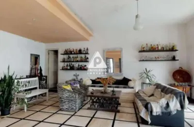 Cobertura à venda, 5 quartos, 1 suíte, 1 vaga, leme - rio de janeiro/rj