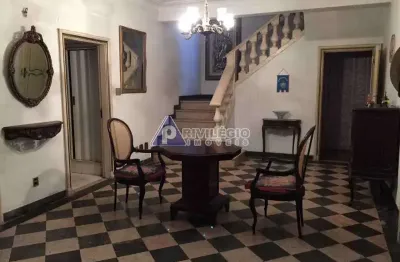 Casa de rua à venda, 4 quartos, 2 suítes, 2 vagas, copacabana - rio de janeiro/rj