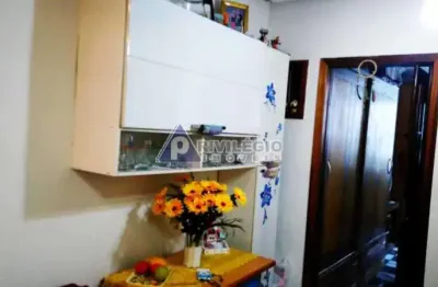 Kitnetconjugado à venda, 1 quarto, copacabana - rio de janeiro/rj