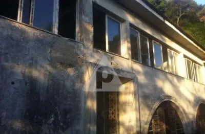 Casa de rua à venda, 8 quartos, 2 suítes, copacabana - rio de janeiro/rj