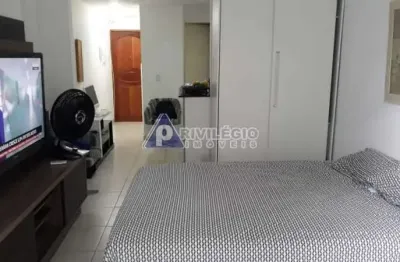Kitnetconjugado à venda, 1 quarto, copacabana - rio de janeiro/rj