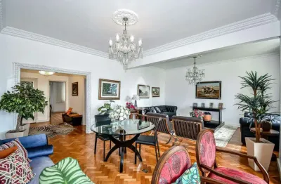 Apartamento à venda na avenida rui barbosa, flamengo, original 4 quartos 240m² no iptu e vaga na escritura.