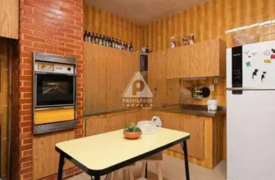Apartamento à venda, 3 quartos, 1 suíte, 1 vaga, copacabana - rio de janeiro/rj