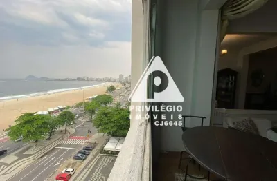 Atlântica frontal mar! 3 quartos, suíte, 4 banheiros ao total. andar elevado!! 201m²