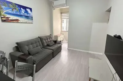 Privilégio imóveis vende: excelente apartamento 2 quartos de frente em rua tranquila e arborizada