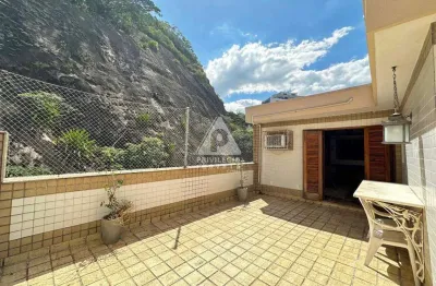 Cobertura duplex 219m² | 3 quartos (1 suíte) | 2 vagas | vista verde | rua tranquila no leblon