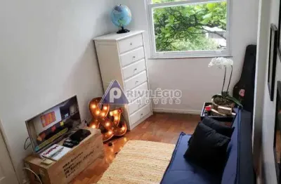 Apartamento 2 quartos, 67 mts, vista livre, em ipanema.