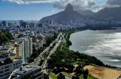 Apartamento de 3 quartos (1 suíte) na lagoa com 3 vagas e vista mar