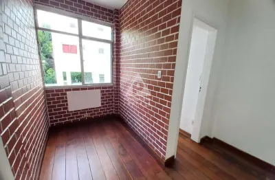 Apartamento à venda, 2 quartos com dependência na rua sebatião lacerda, laranjeiras, rj