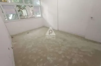 Oportunidade! sala comercial funcional e bem localizada no leblon