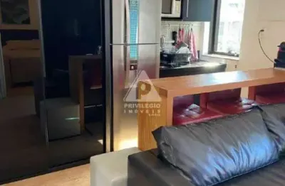Flat no leblon – 1 suíte, vaga e lazer completo perto da praia!