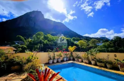 Cobertura duplex com vista para o cristo e lagoa – 5 quartos e piscina!