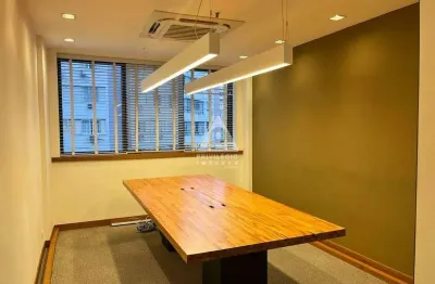Sala comercial reformada de 24m² no melhor prédio do leblon!