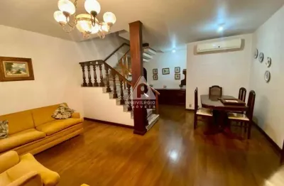 Casa à venda em vila tranquila e familiar, botafogo - 215m²