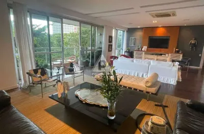 Apartamento espaçoso com 4 quartos e 2 vagas em são conrado, perto do fashion mall