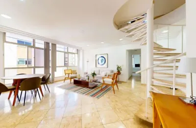 Cobertura duplex reformada com piscina e vista em são conrado – 4 quartos e 194m²!