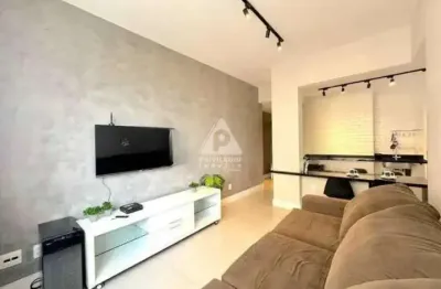 Apartamento reformado à venda na gávea – 2 quartos, 1 vaga, vista para o cristo