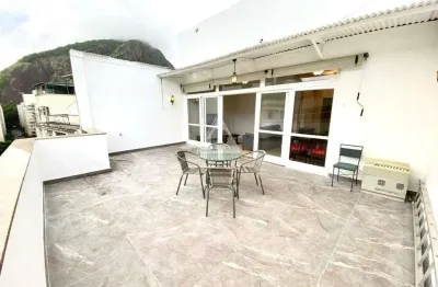 Cobertura linear com área externa em copacabana – 3 quartos!