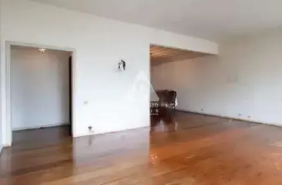 Apartamento amplo à venda no leblon – 4 quartos e 2 vagas