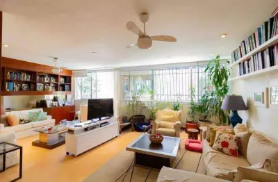 Leblon: apartamento espaçoso 2 quartos com suíte em localização premium!