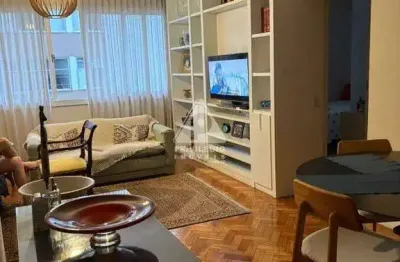 Apartamento de sala 3 quartos, com vaga de garagem , e portaria 24 horas.