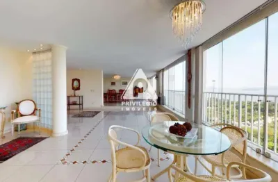 Espetacular cobertura linear, 4 quartos, com varanda na praia do flamengo