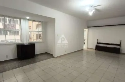 Apartamento original 3 quartos revertido para 4, próximo ao metrô do flamengo