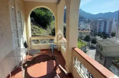 Maravilhoso apartamento tipo casa a venda em laranjeiras!