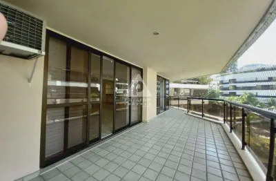 Apartamento entre lagoa e jardim botânico /rj com 4 suítes, varanda e 04 vagas em condomínio com infraestrutura.