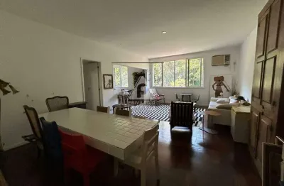 2 quartos (1 suíte) com dce em rua nobre e arborizada