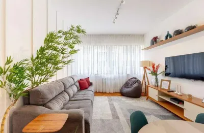 Apartamento de 3 quartos com suíte e vaga totalmente reformado