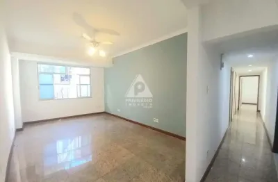 Apartamento à venda glória. próximo ao metrô. reformado. 3 quartos!