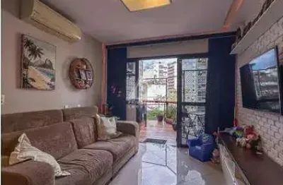 Apartamento dúplex, 2 quartos, reformado à venda no flamengo – varanda, vaga e infraestrutura completa