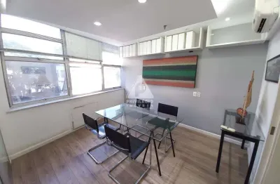 Sala comercial à venda no largo da carioca, totalmente reformada, 3 ambientes e 2 banheiros, centro, rio de janeiro.