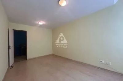 Sala comercial com Vaga na Escritura e Vista para o Cristo Redentor