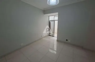 Apartamento garden, 2 quartos sendo um suite e com vaga