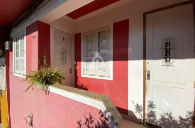 Casa de vila à venda no centro, lapa rj – 2 quartos, frente, aceita financiamento.
