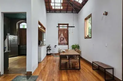 Casa de 3 quartos a venda em santa teresa com studio independente