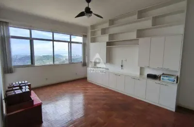 Apartamento de 3 Quartos com vista livre à venda em Santa Teresa!