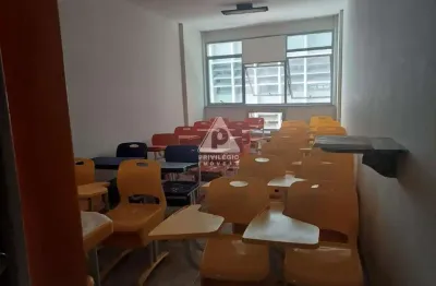 Sala comercial para venda na rua teófilo otoni, coração do centro do rio de janeiro! visite!