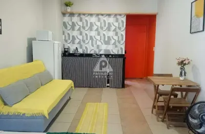 Conjugado reformado na lapa – studio ideal para moradia ou investimento!
