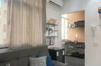 [conjugado] [frente] [centro] [metrô] [aterro do flamengo]