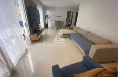 Casa com 3 quartos , 2 suítes e 3 garagens à venda emvargem pequena