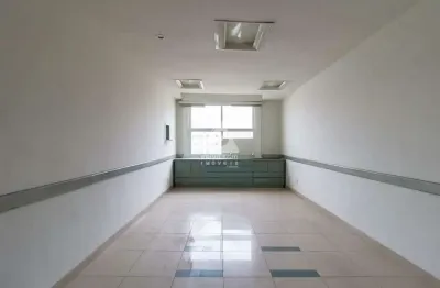 Sala comercial no centro do rio com fácil acesso a transporte e comércio