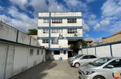 Prédio comercial em benfica próximo ao metrô de triagem